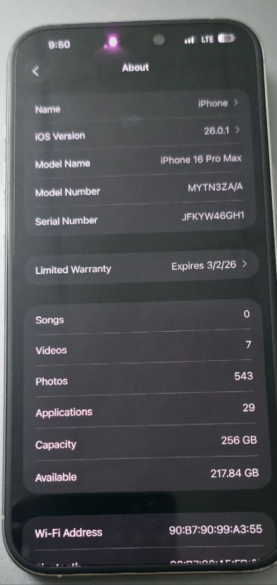 iPhone 16 Pro Max 256 Go batterie 100% comme neuf
