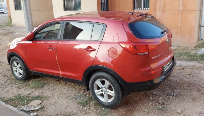 Kia Sportage 2015 manuelle tout option climatisation excellente