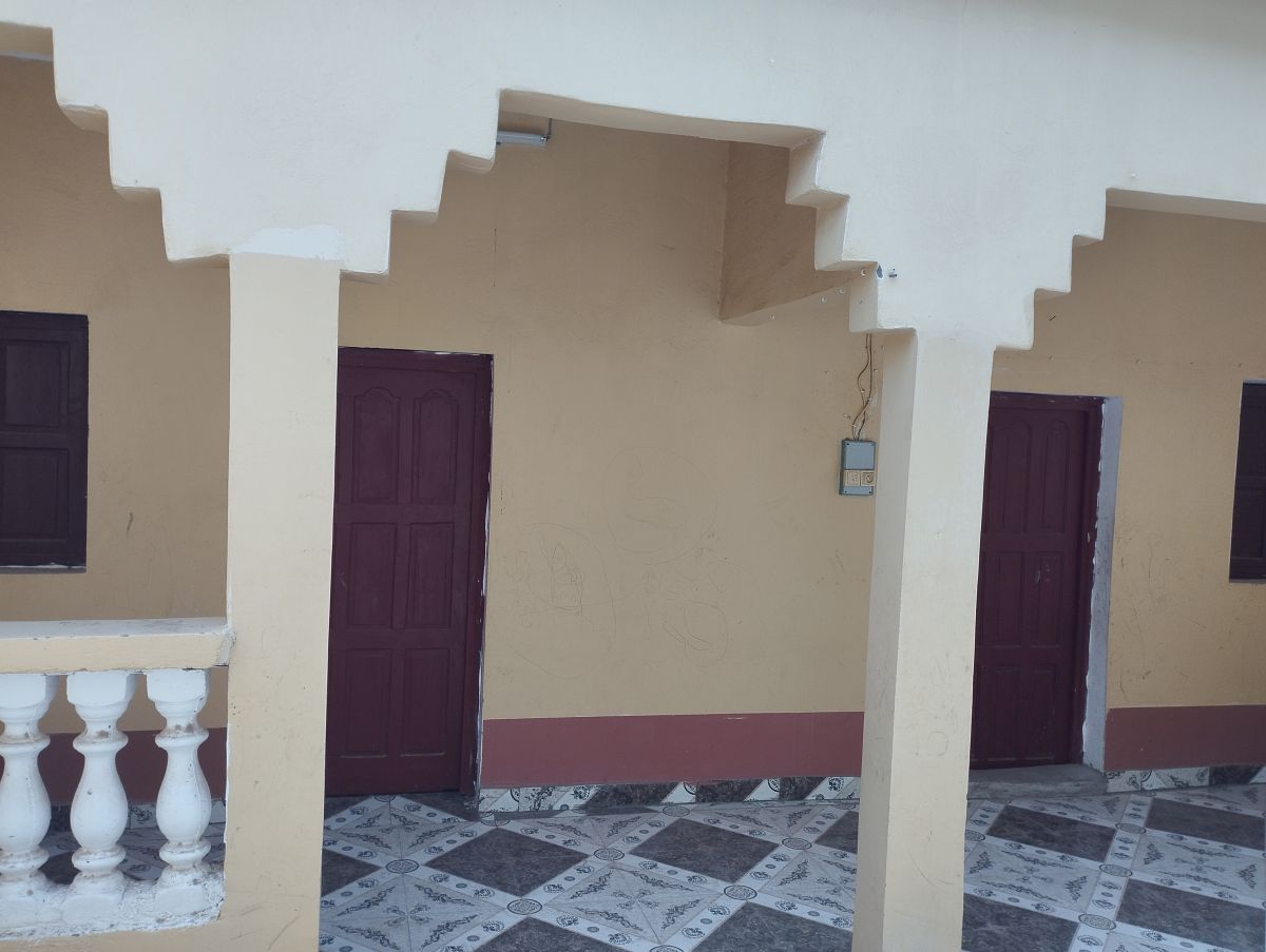 Maison 2 chambres avec fontaine près de Hodan 1