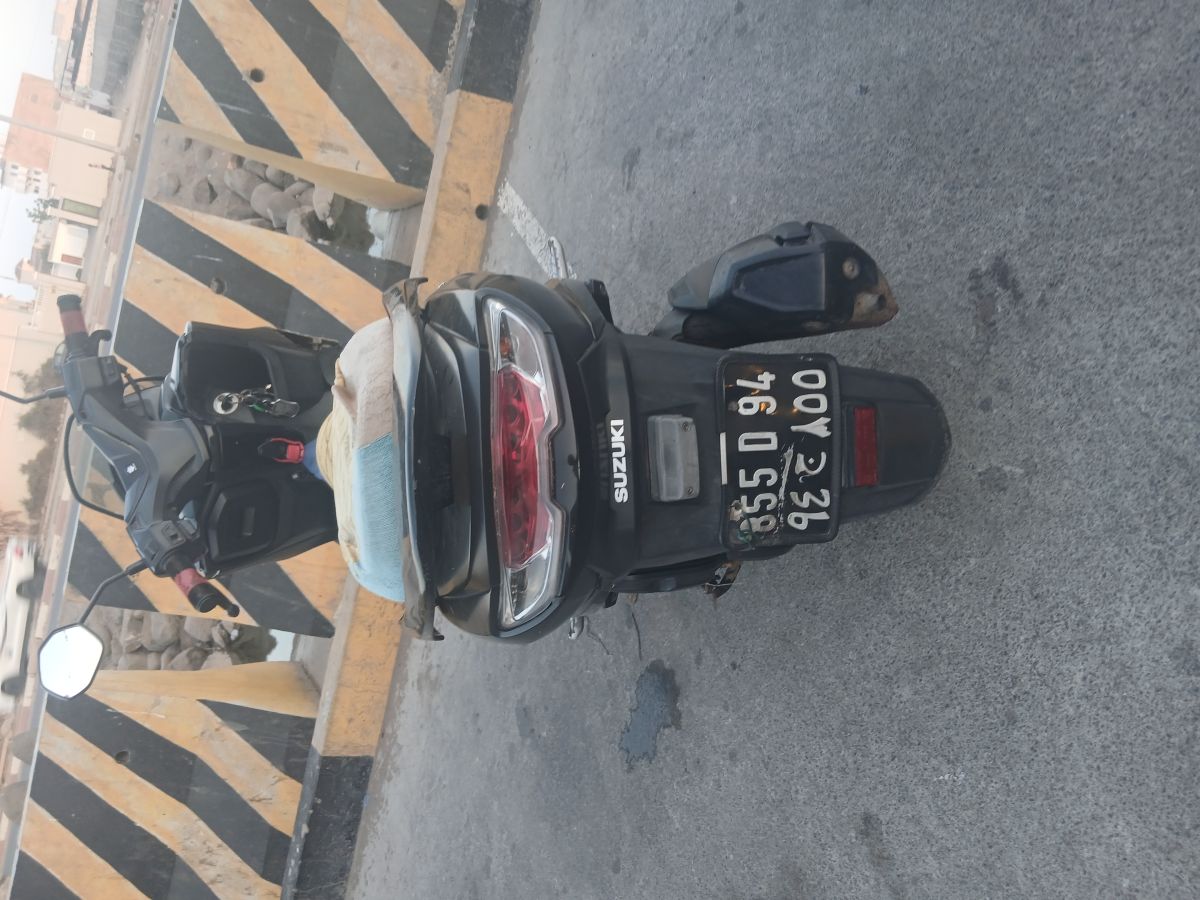 Moto en excellent état, fiable pour tous trajets
