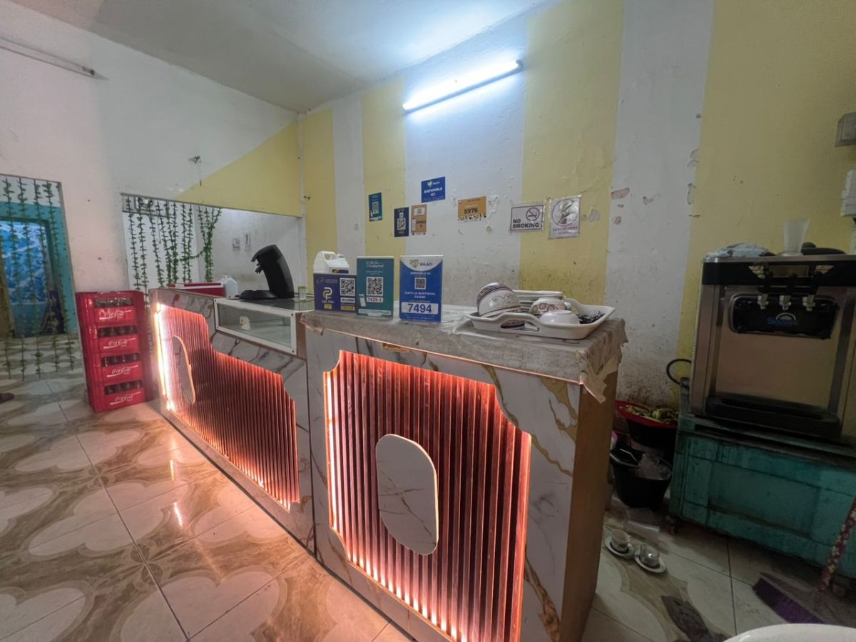 Vends cafétéria clé en main avec fort potentiel et emplacement stratégique