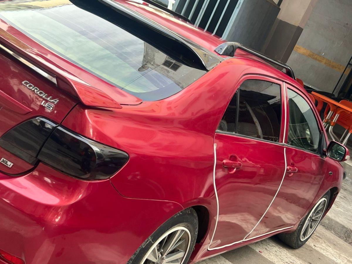 Toyota Corolla 2015 essence automatique en excellent état