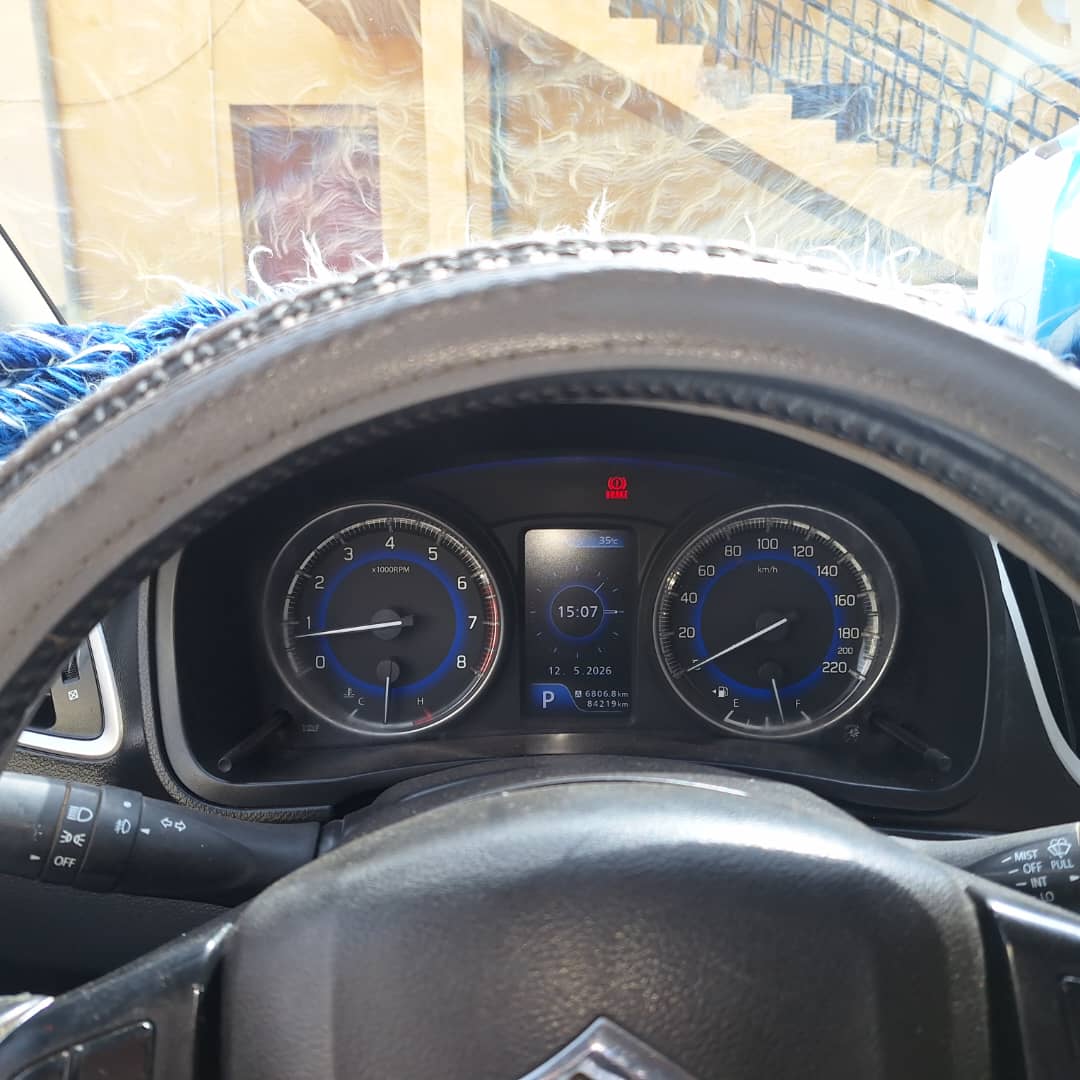 Suzuki Baleno automatique climatisée en excellent état