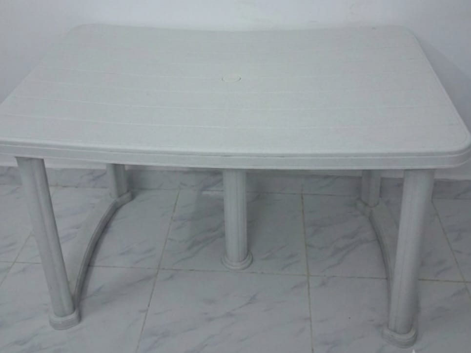 Chambre complète fille et équipements de maison