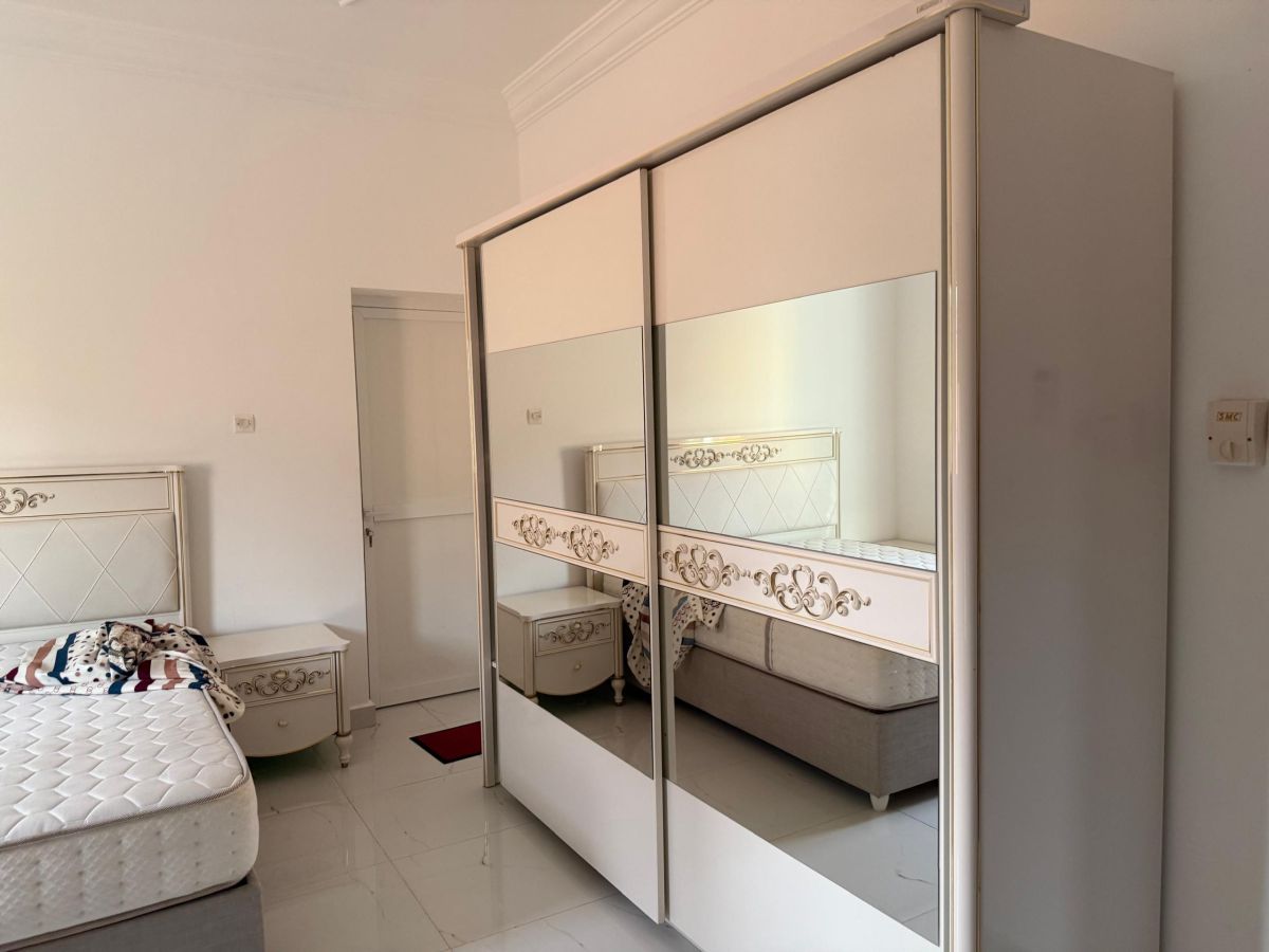 Villa neuve meublée 4 chambres avec grand terrain à Nagad