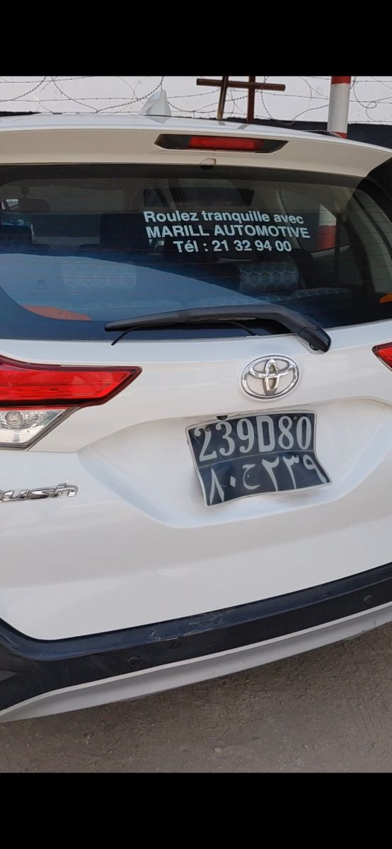 Toyota Rush en très bon état