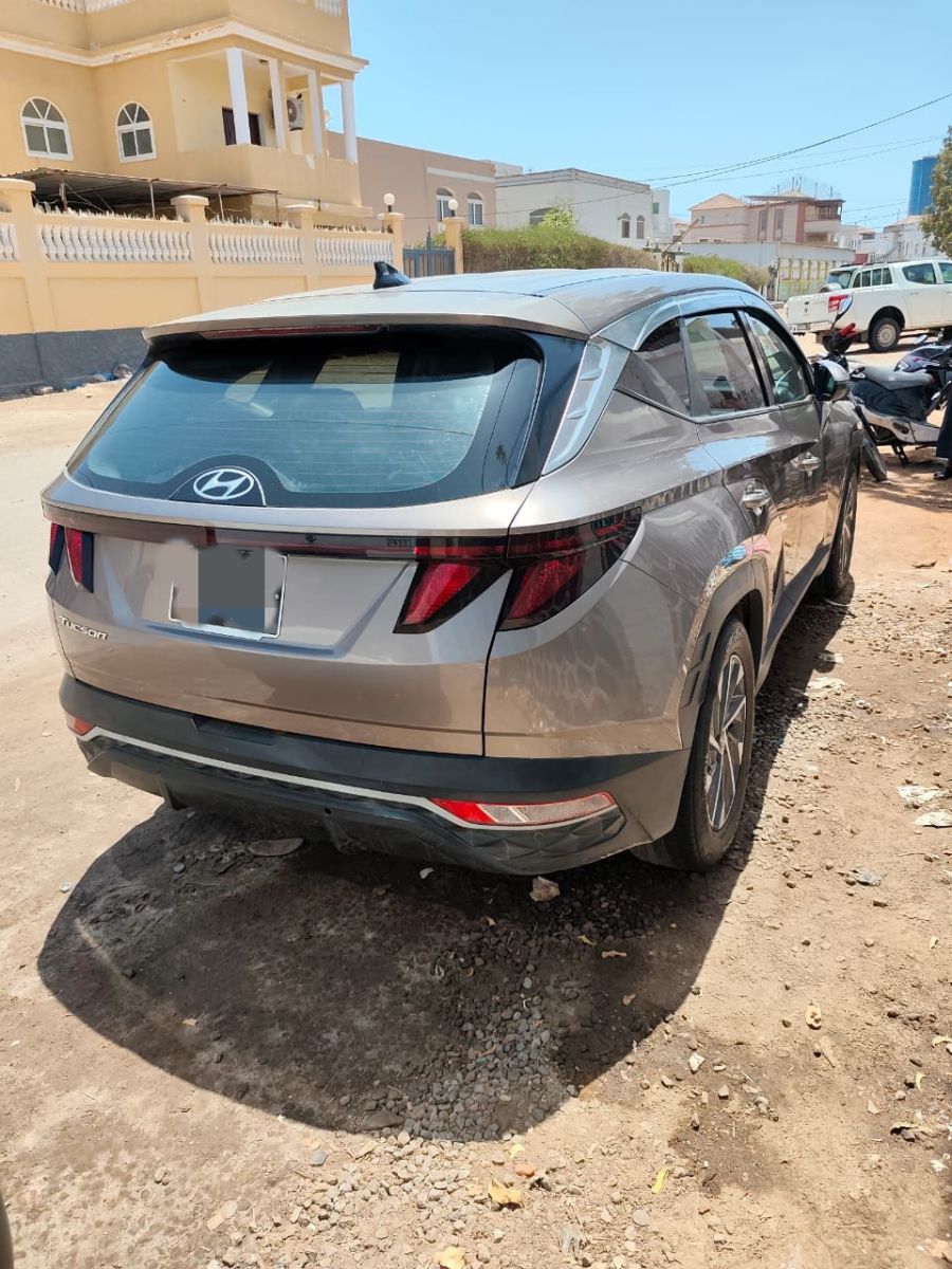 Hyundai Tucson 2024 diesel, intérieur soigné, non-fumeur