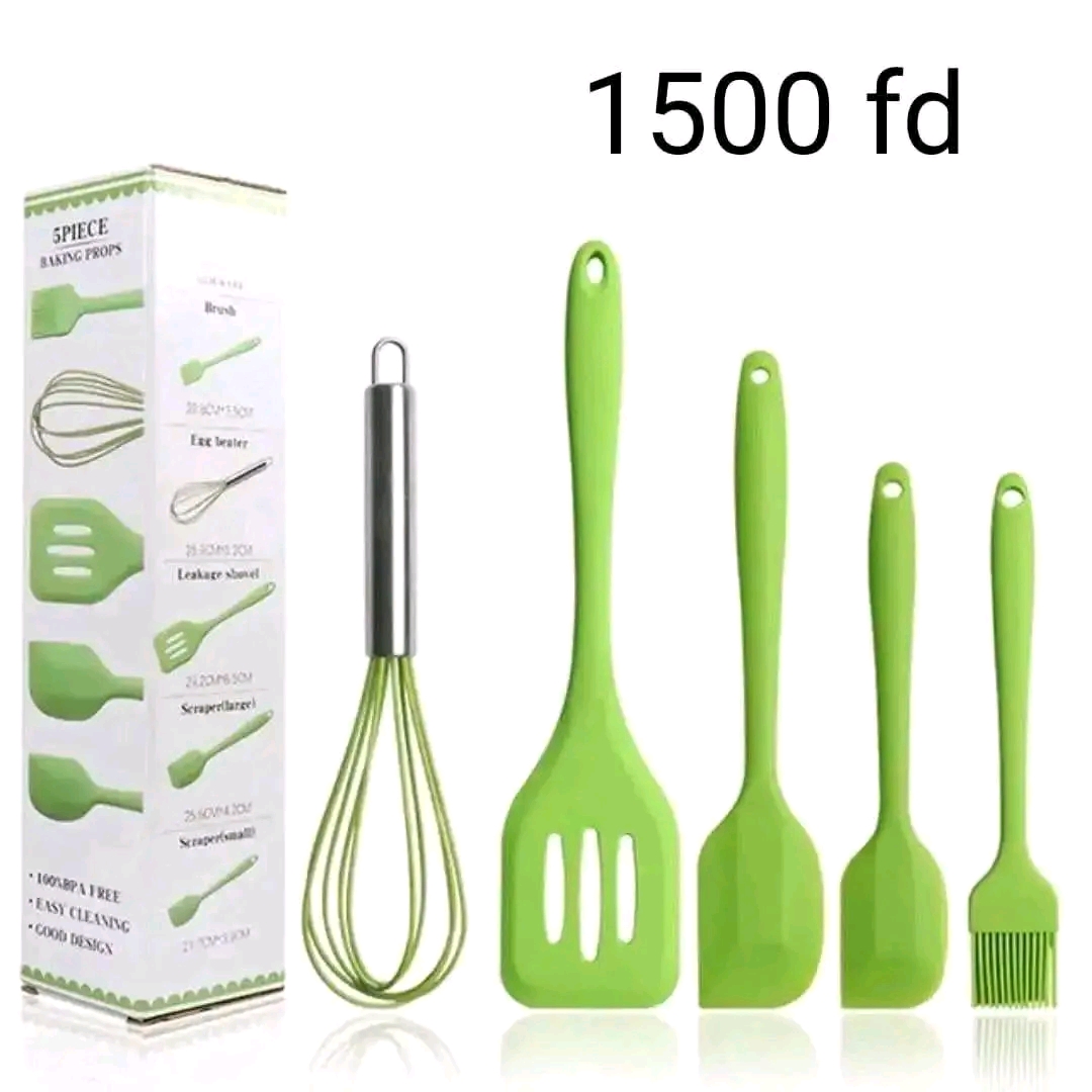 Accessoires et ustensiles pratiques pour cuisine et rangement