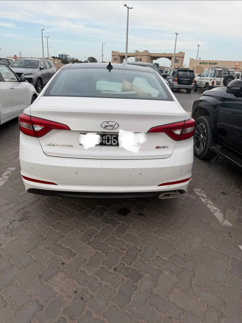 Hyundai Sonata diesel 2017, toit panoramique, excellent état