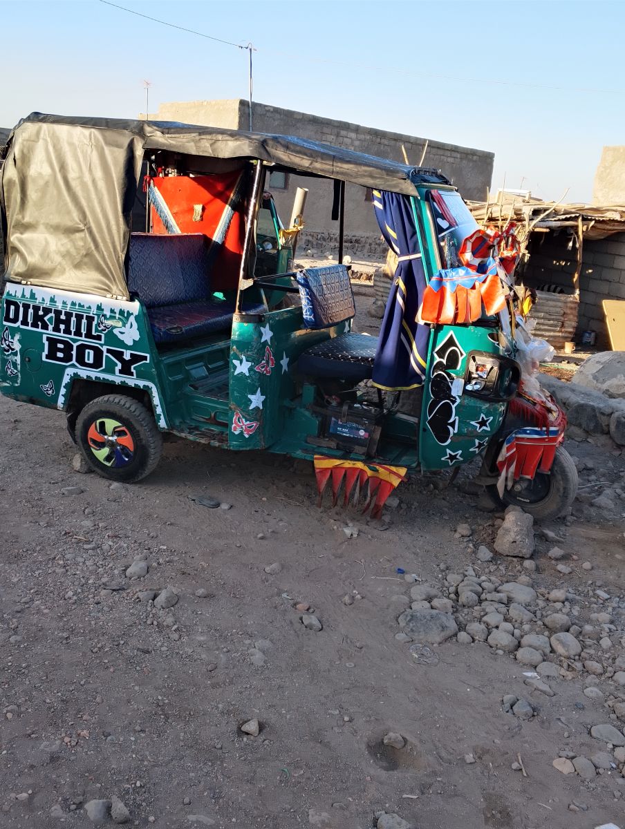 Bajaj Mahindra D103 d\'occasion en bon état