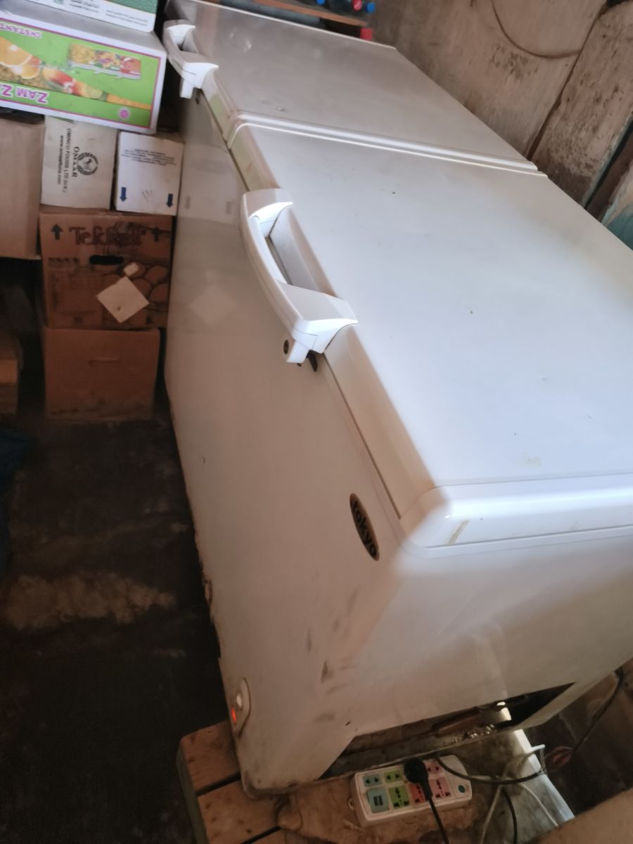 Réfrigérateur neuf utilisé 1 an 5 mois