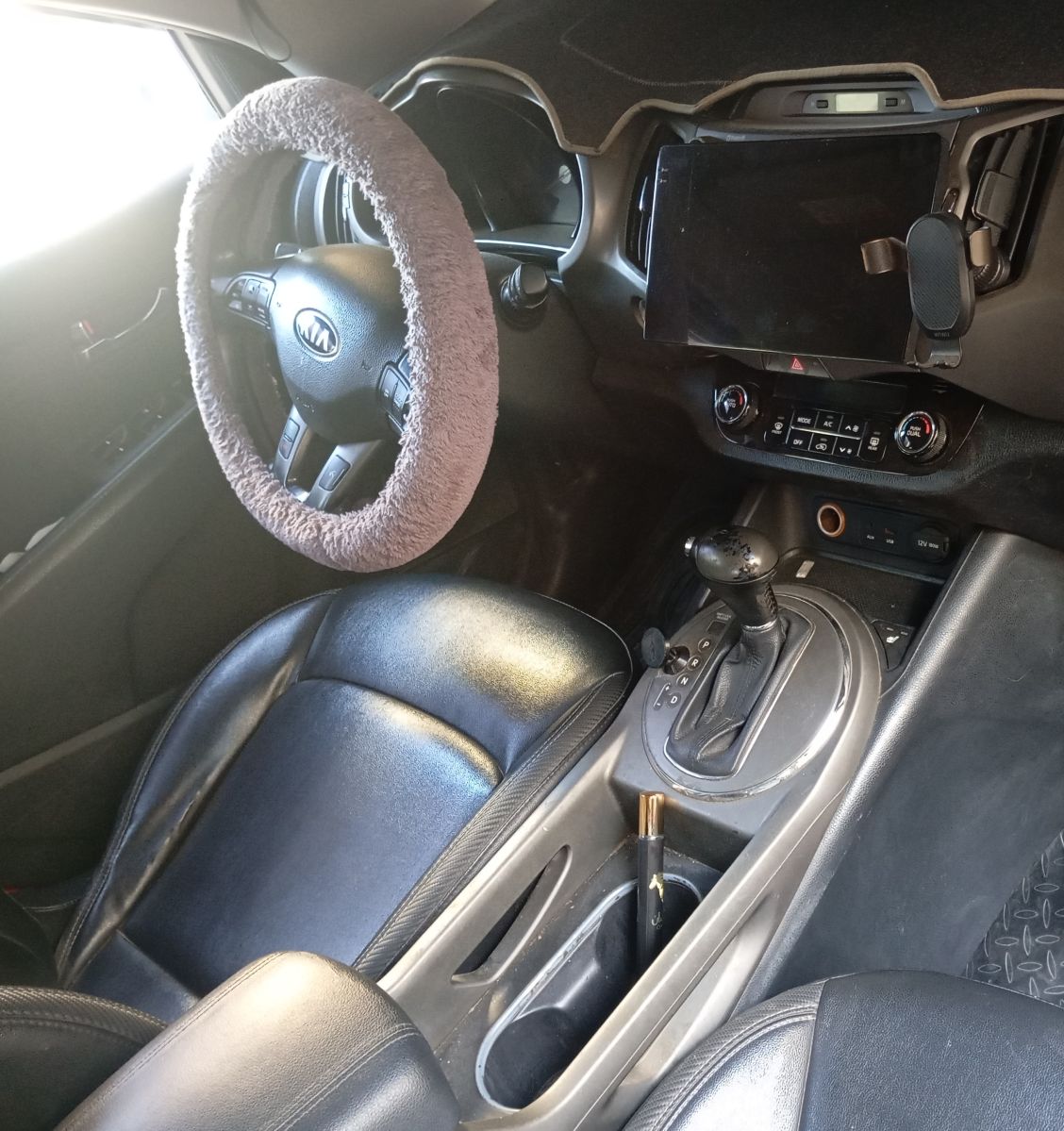 Kia Sportage 2014 diesel, confortable et économique en location