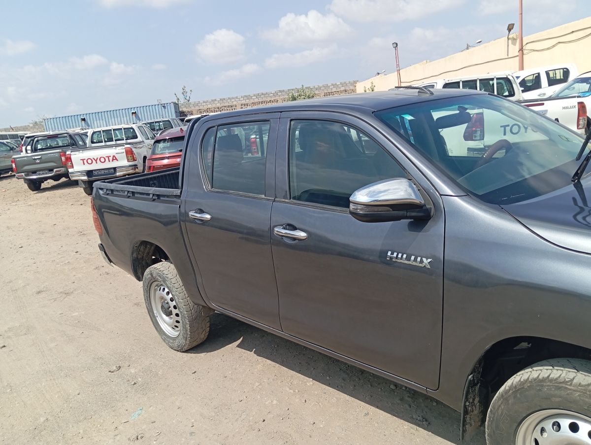 Location de voiture confortable pour voyage en Éthiopie