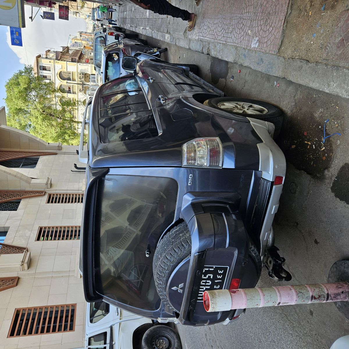 Pajero en excellent état, confortable, climatisé