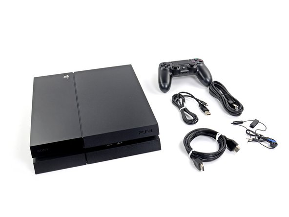PlayStation 4 neuve avec accessoires complets