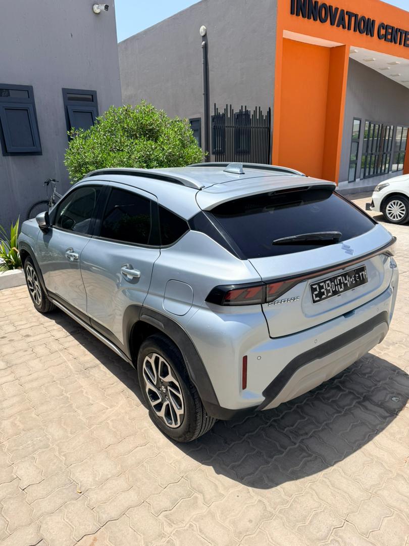 Suzuki Fronx 2023, essence, état impeccable