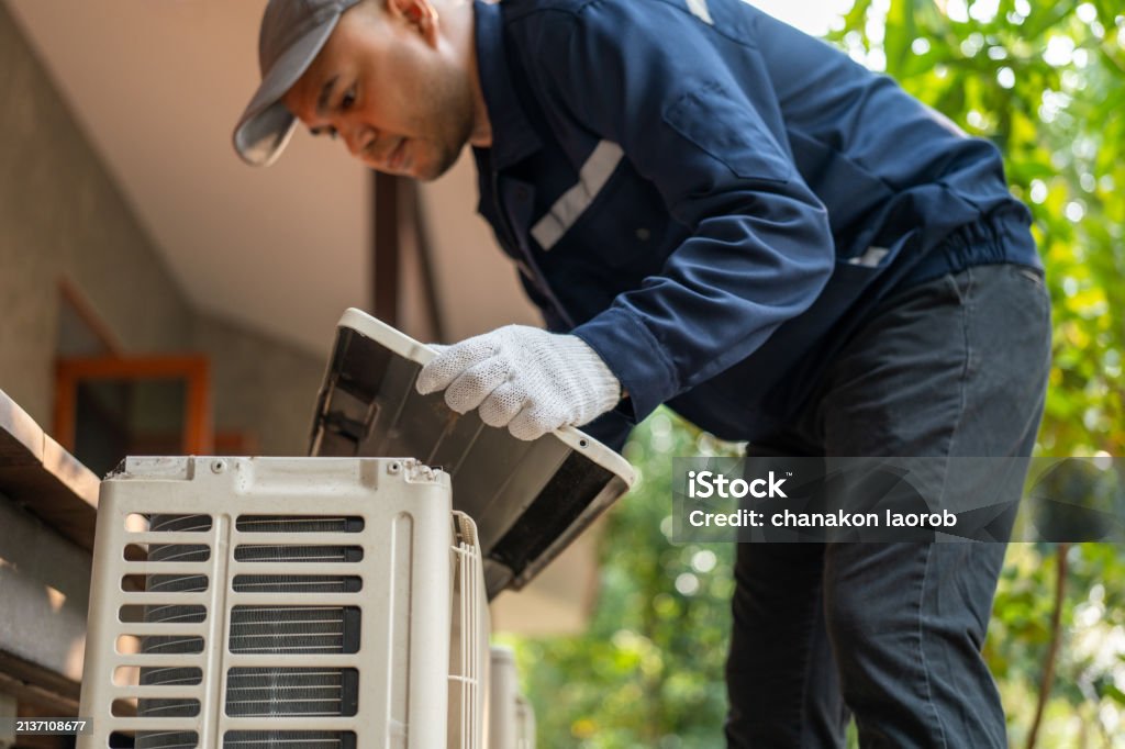 Technicien froid et climatisation spécialisé inverter économique