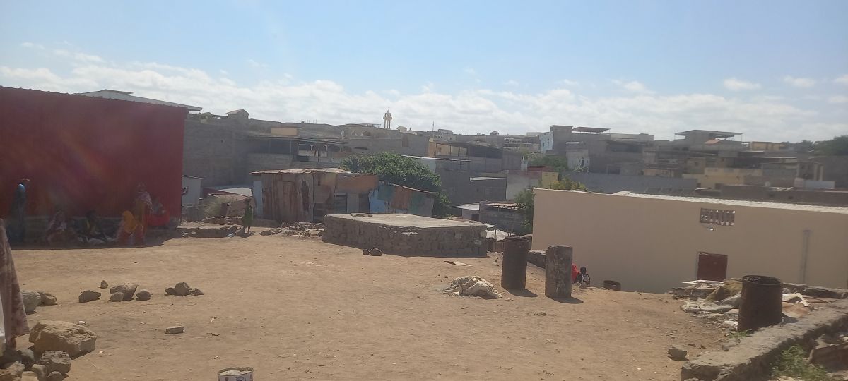 Terrain 160 m² à bâtir avec fosse septique à Barwako