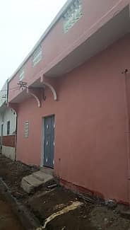 Maison F2 avec terrasse à Q6 rue de Zeila
