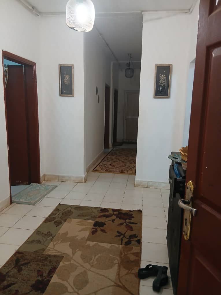 Maison 5 chambres 160m2 avec titre foncier à Hodan1 rez-de-chaussée