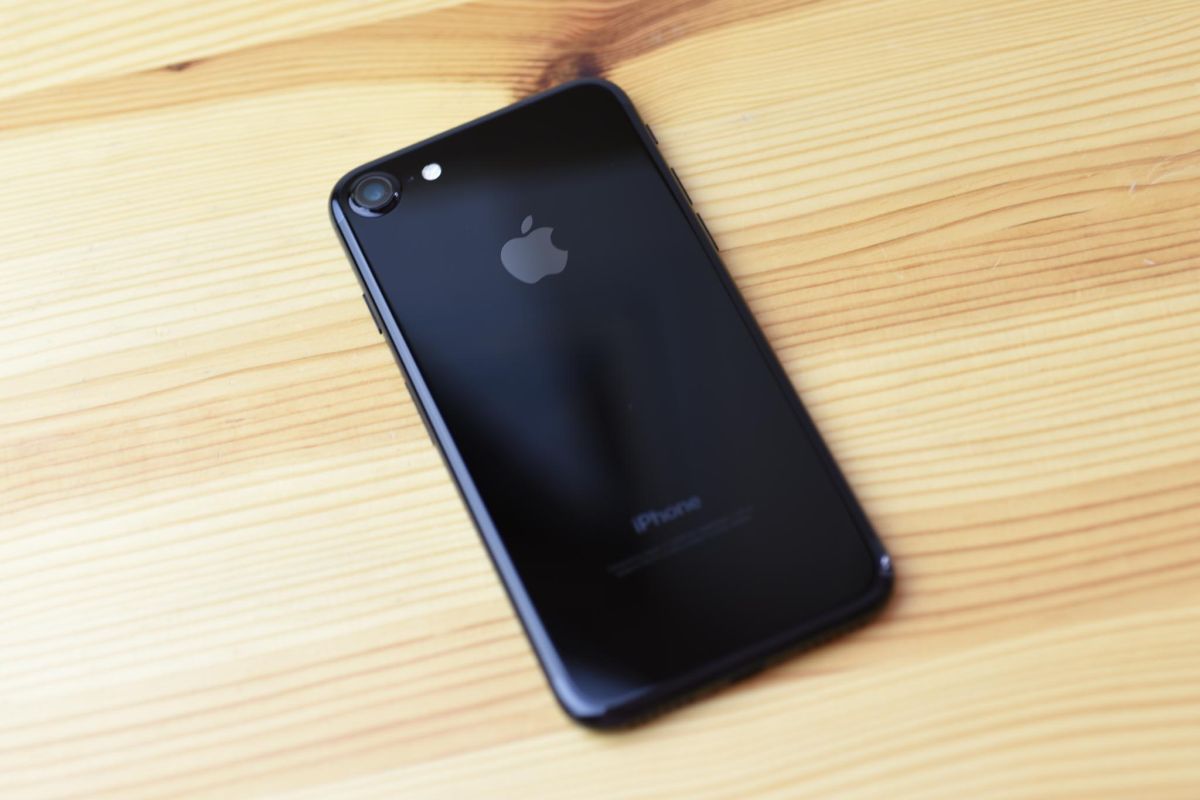 iPhone 7 d\'occasion avec caméra et micro défectueux