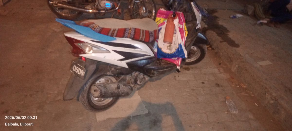 Moto Yamaha en bon état, idéale voyage