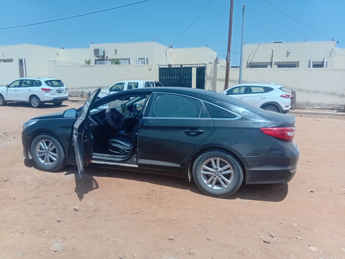 Hyundai Sonata neuve, voiture berline moderne