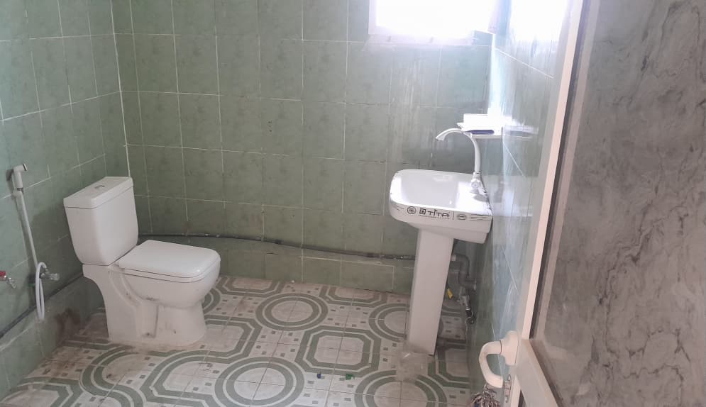 Maison F4 neuve avec parking à Gabode 4 a l\'étage.