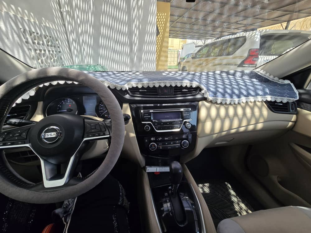 Nissan 2018, essence, en très bon état