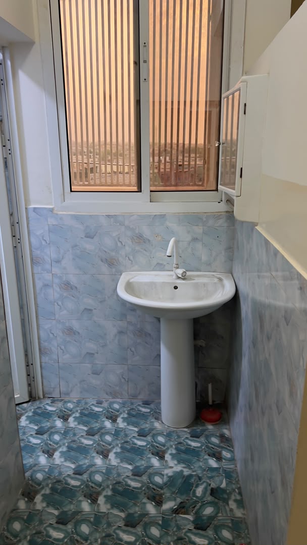 Appartement F4 spacieux avec cuisine équipée à Cité Luxembourg Balbala
