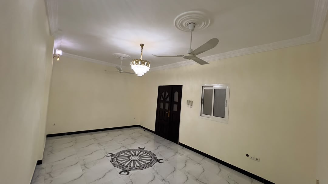 Appartement F4 spacieux avec cuisine équipée à Cité Luxembourg Balbala