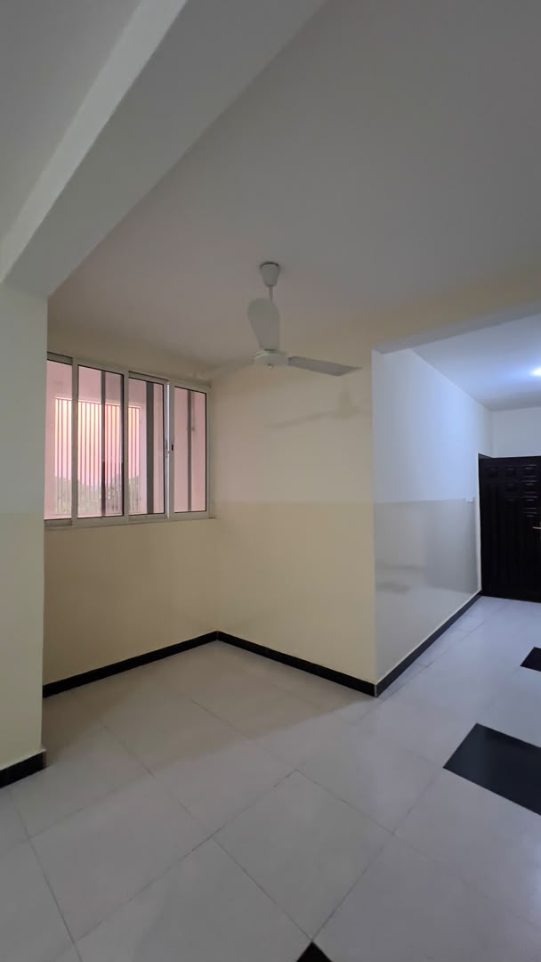 Appartement F4 spacieux avec cuisine équipée à Cité Luxembourg Balbala