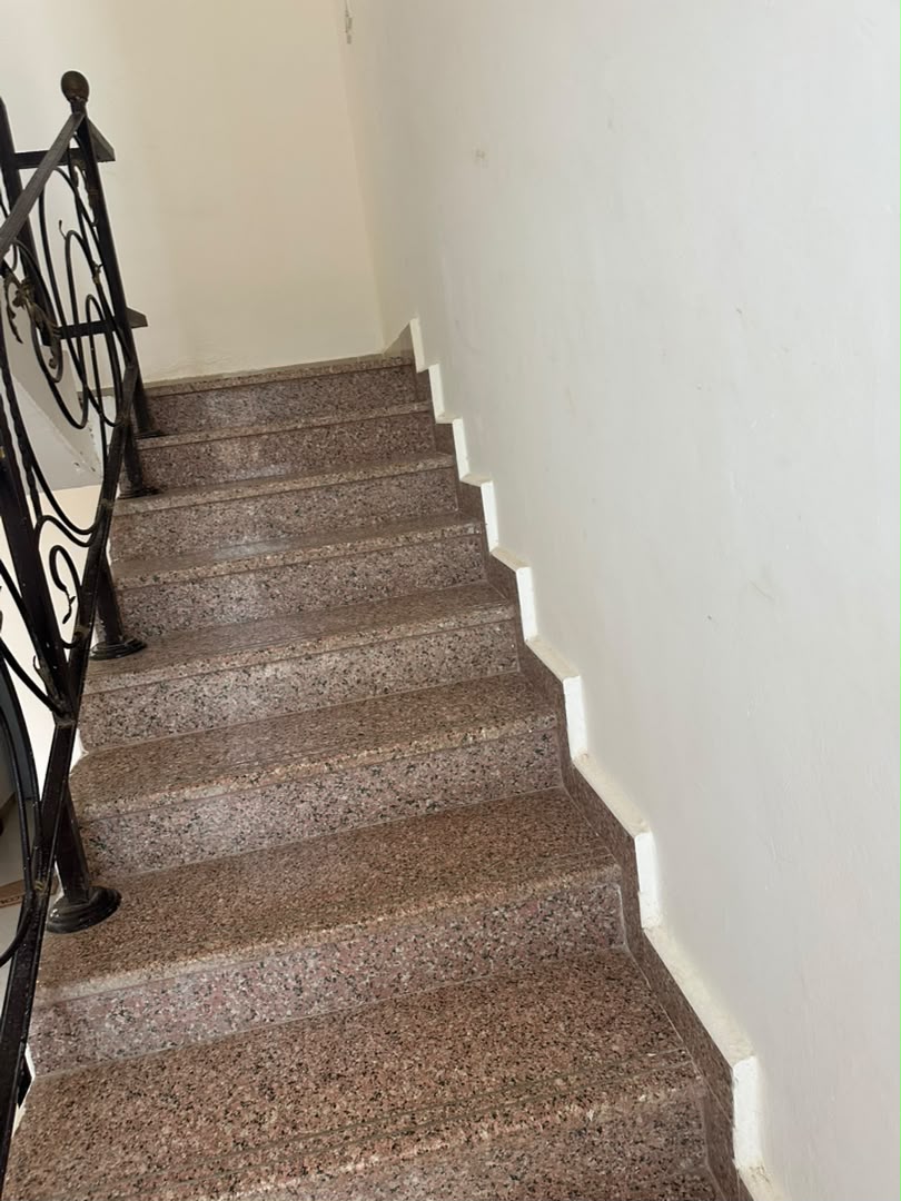 Villa moderne meublé 3 chambres avec jardin et parking à Lota Haramouse