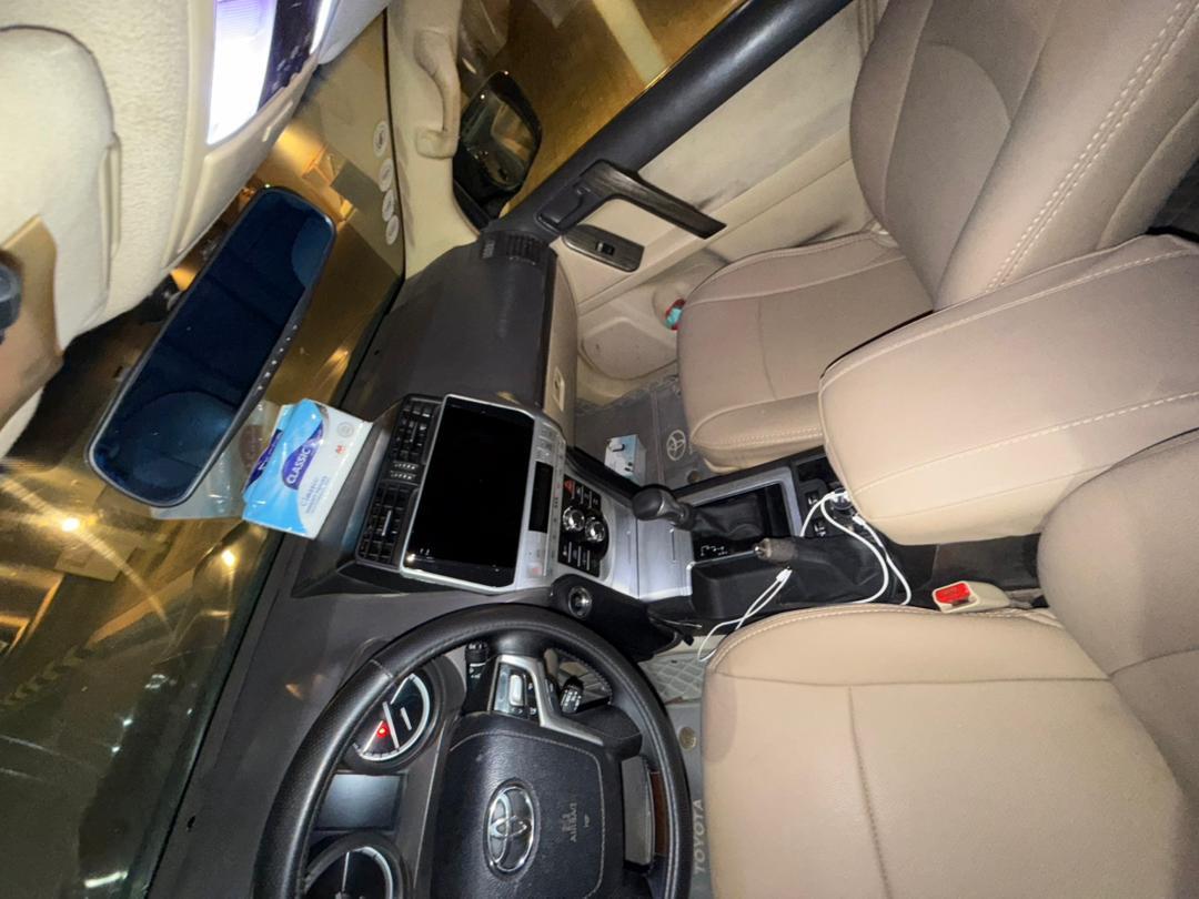 Toyota Prado VX 2016, fiable et bien entretenu