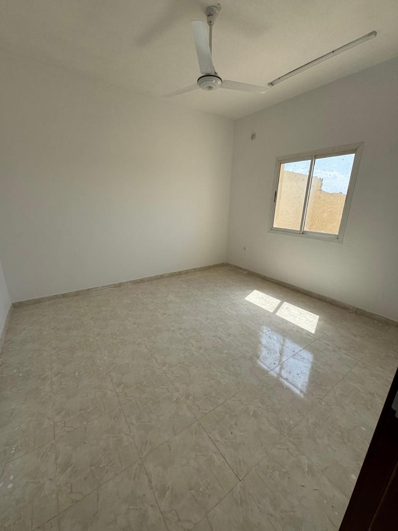 Villa neuve 214 m², 3 chambres, quartier calme à PK18