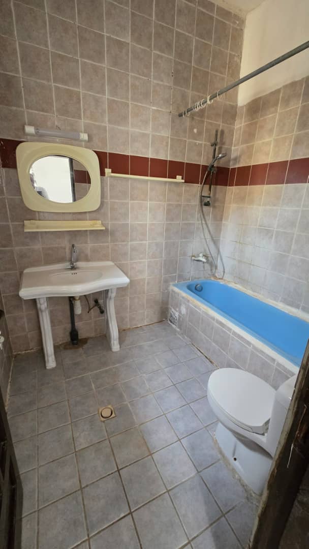 Appartements F3 et F4 meublés avec climatisation à Gabode 5