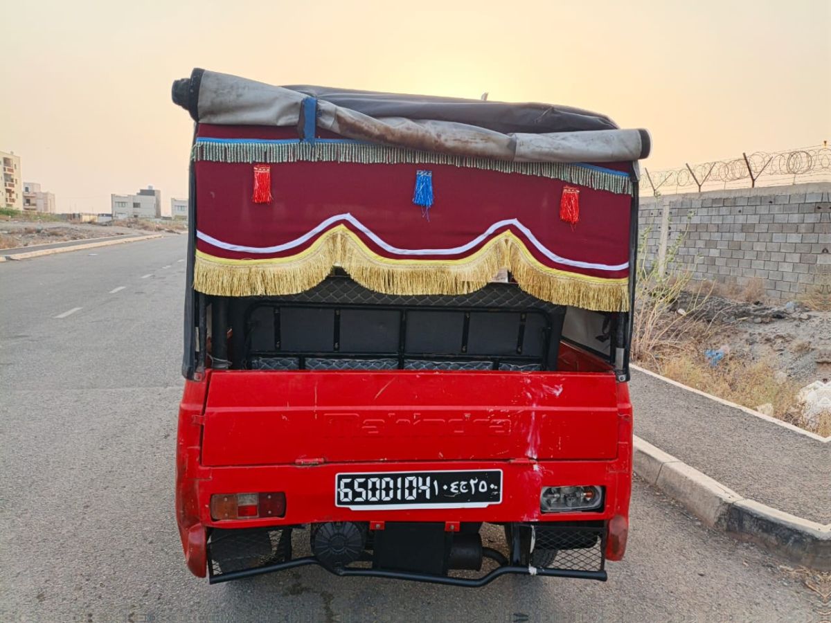 Bajaj en excellent état, 1 an d\'utilisation