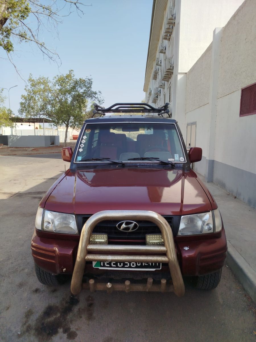 Hyundai Galloper 4x4 châssis court robuste et fiable