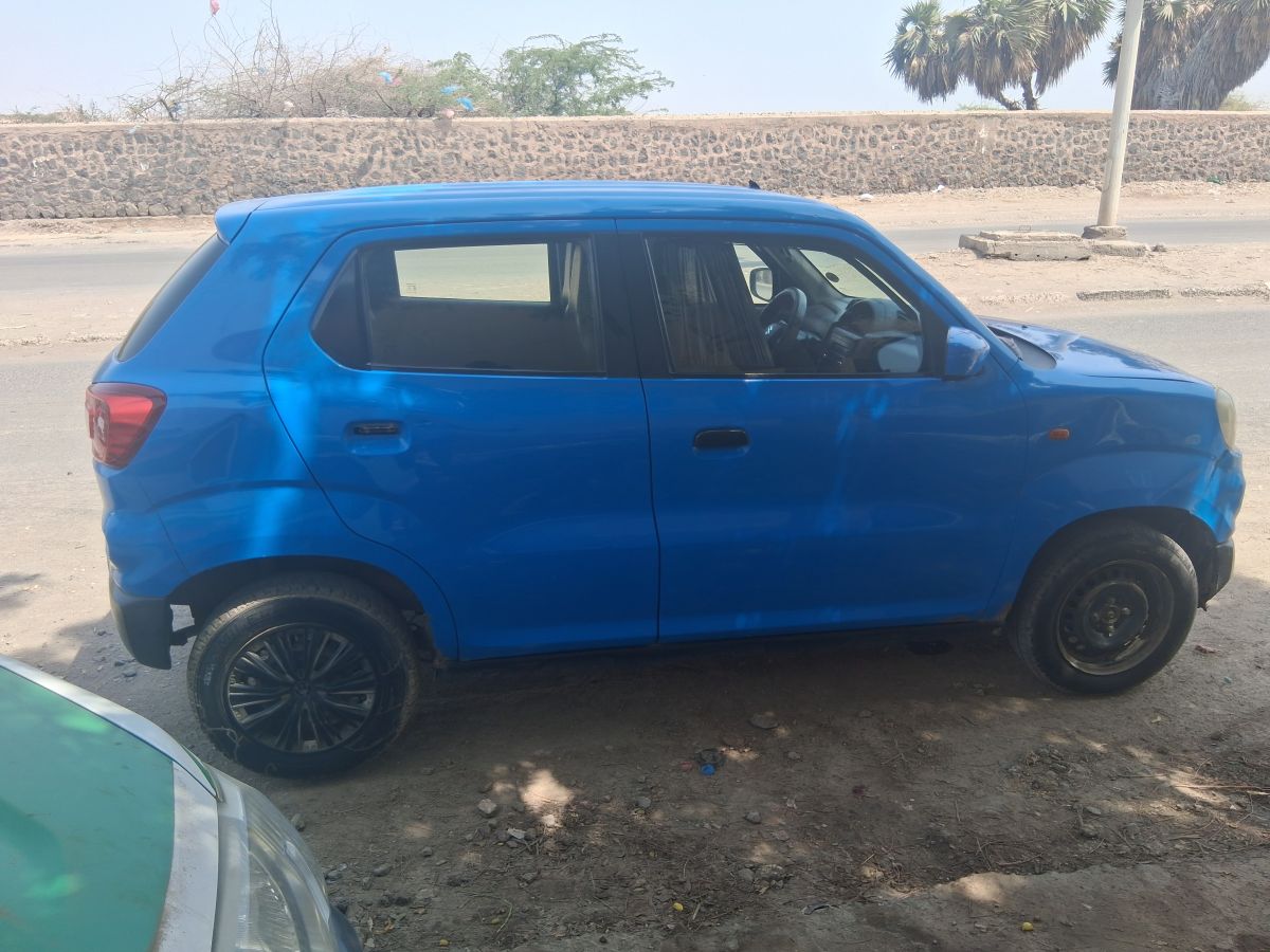 Suzuki Spresso climatisée en bon état