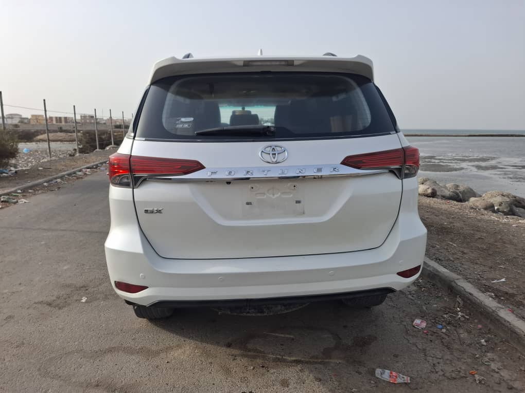 A VENDRE FORTUNER
