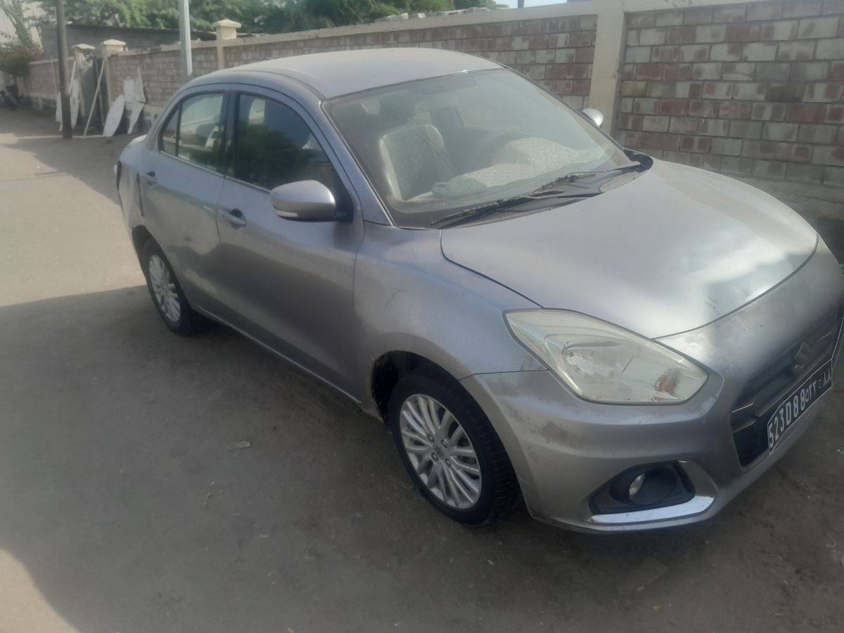 Suzuki Dzire 2021, essence, état impeccable