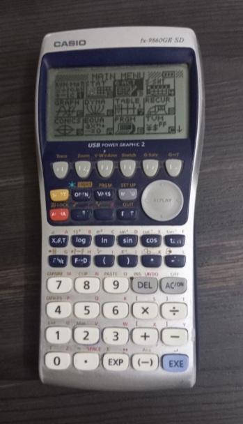 Calculatrice graphique neuve, idéale pour le bac
