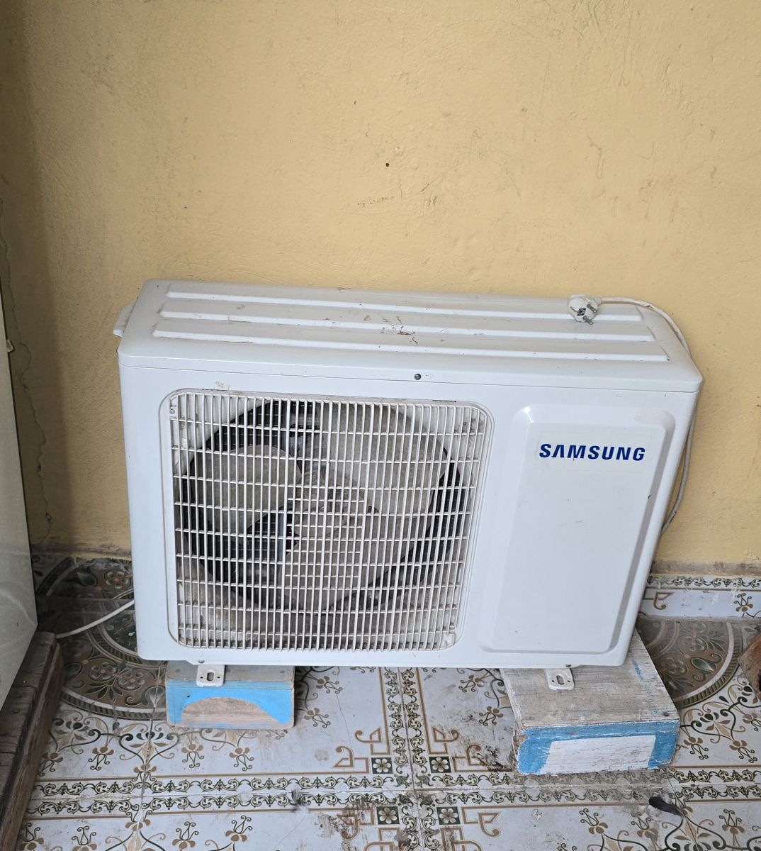 Climatiseur Samsung 2 CV non inverter, utilisé 2 ans