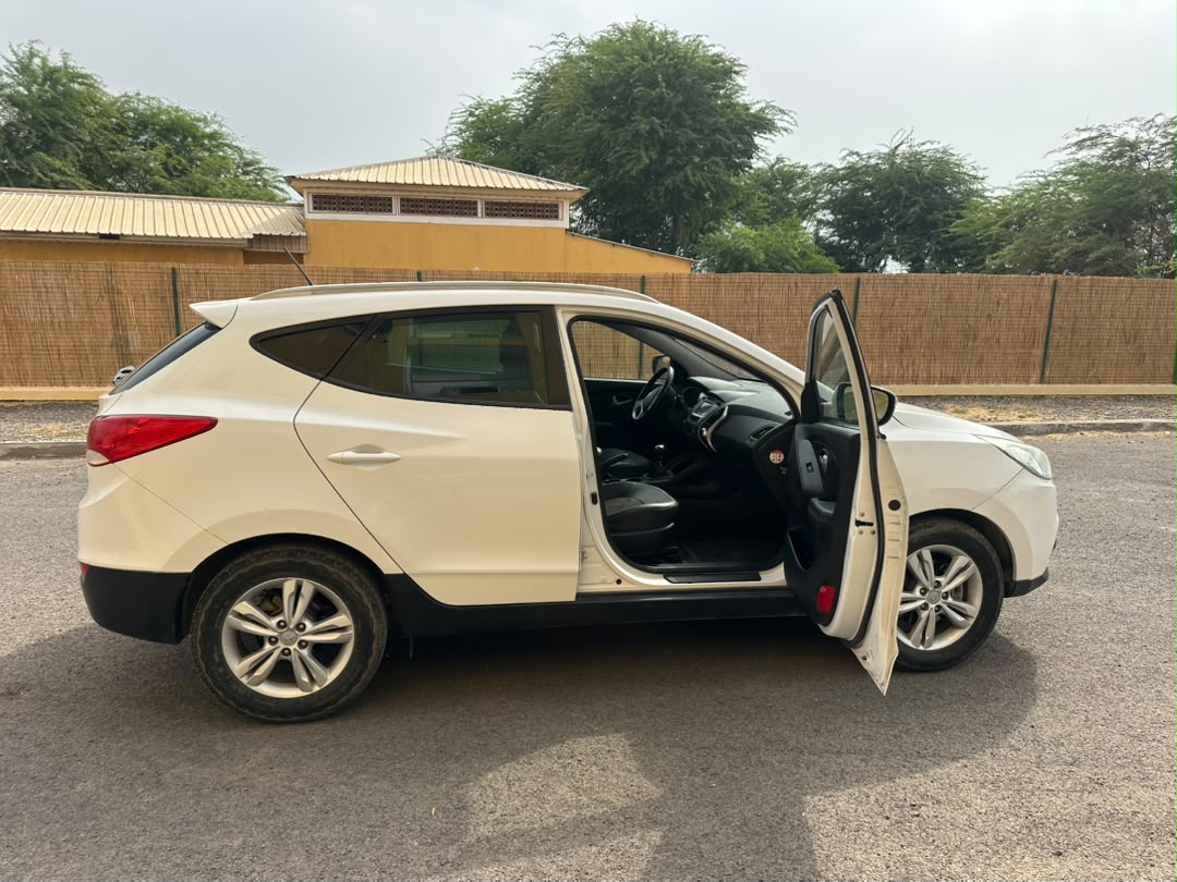 Hyundai Tucson 1.7 CRDI Diesel 2016 en très bon état