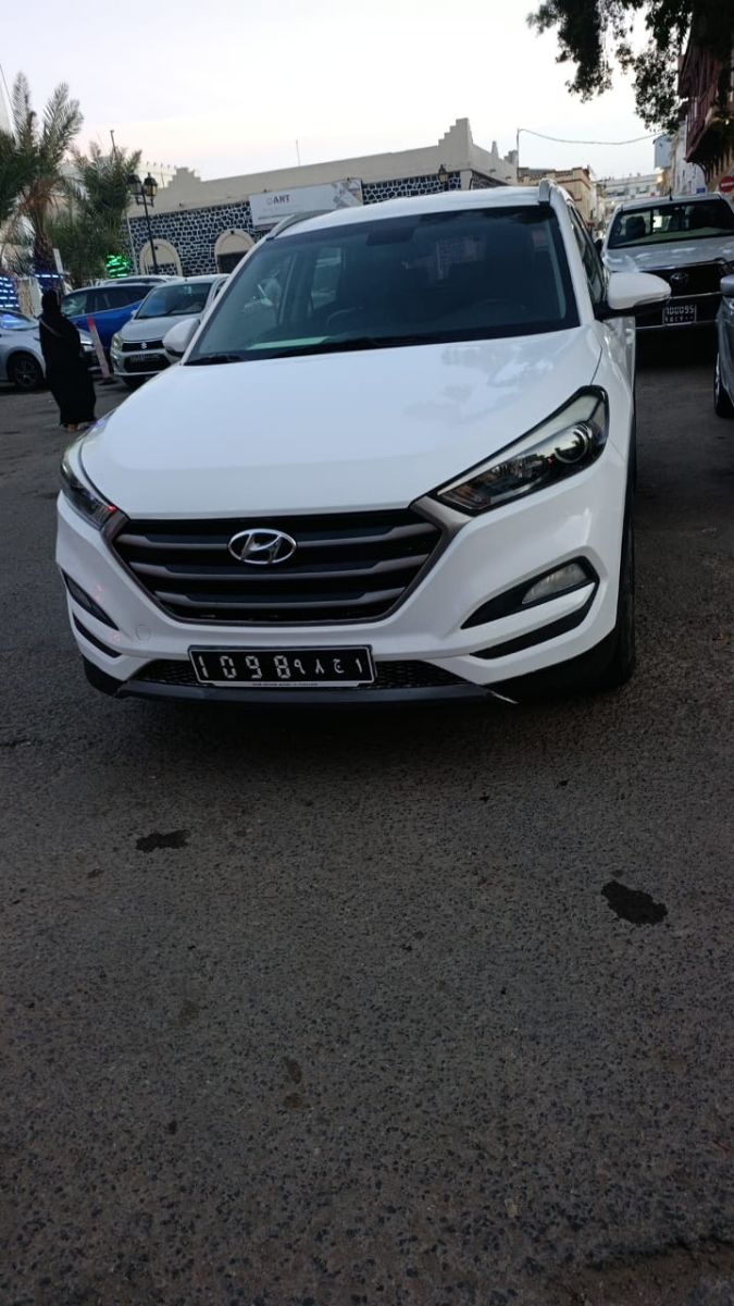 Hyundai Tucson 2016 diesel boîte automatique