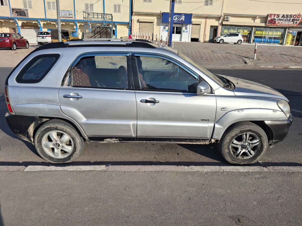 Kia Sportage 2007 en bon état avec climatisation