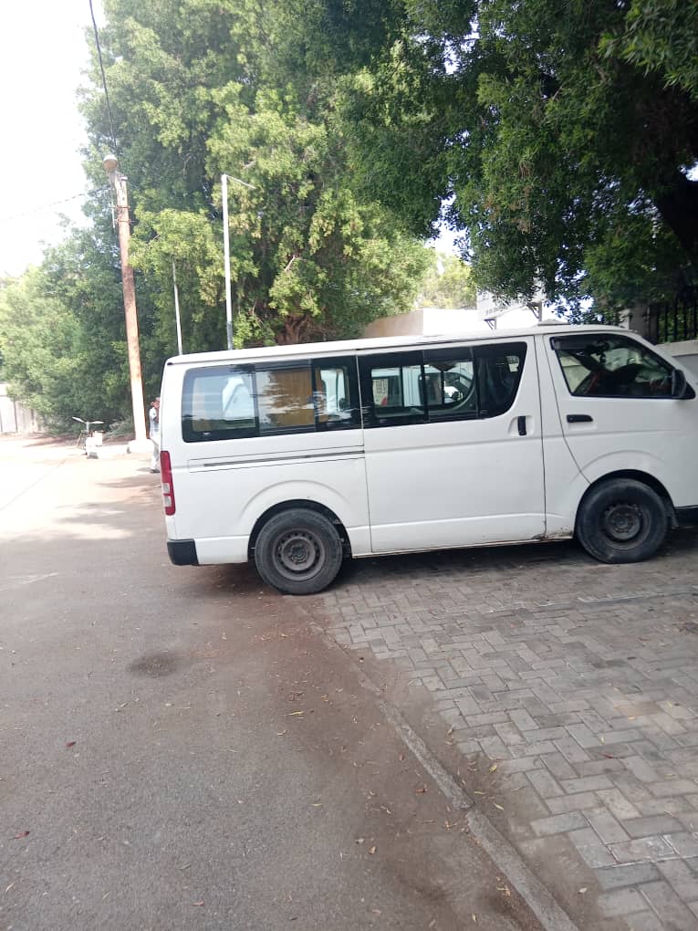 Minibus 2023 en très bon état