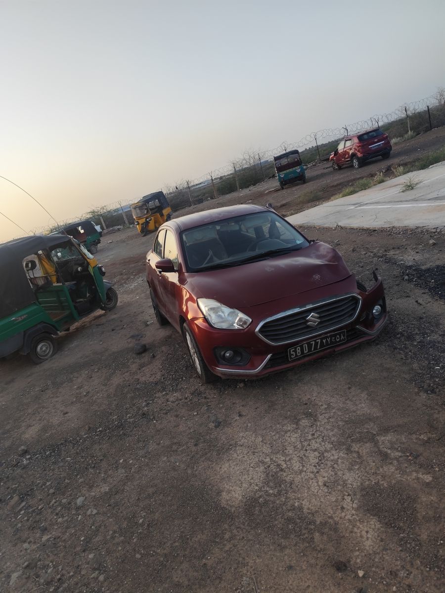 Suzuki Dzire 2018 essence boîte manuelle accidentée