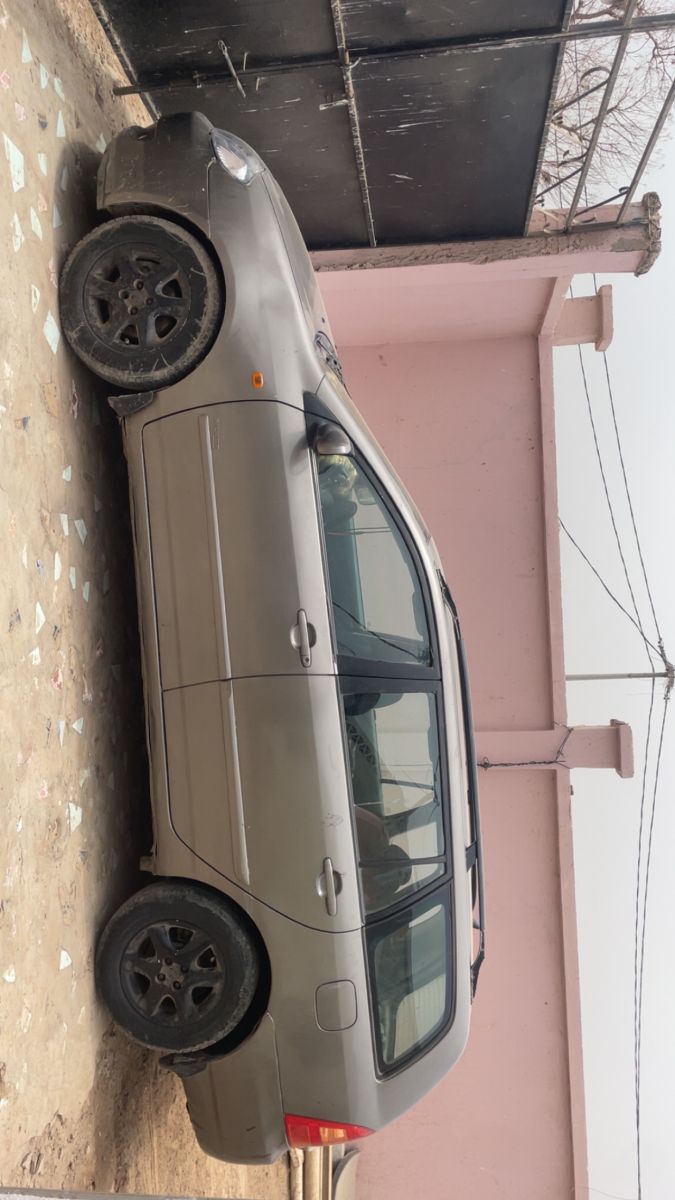 Toyota Corolla D4D 2006 diesel manuelle en bon état