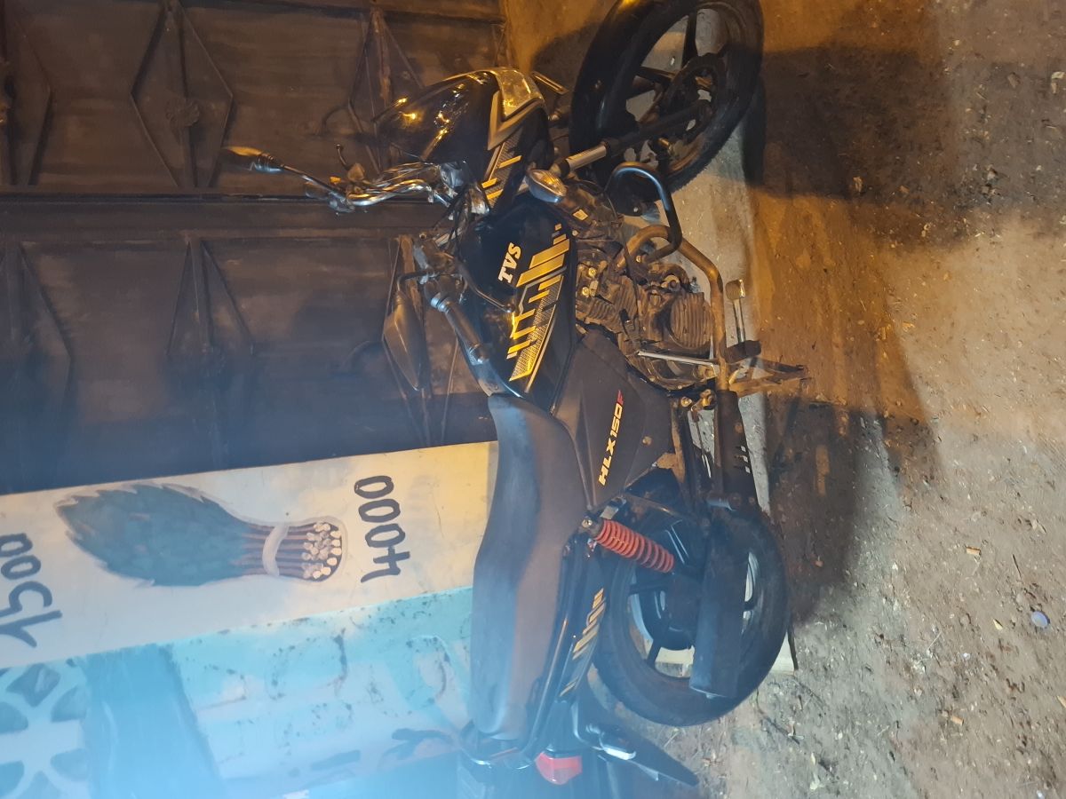 Moto TVS 150 en excellent état quasi neuf